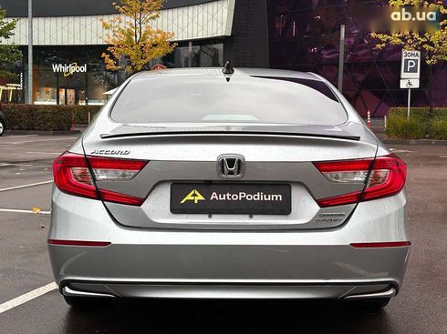 Honda Accord 2022 - фото 12