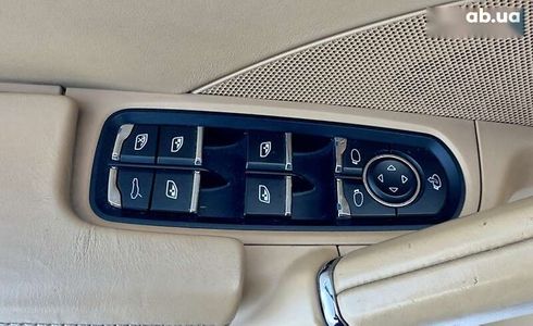 Porsche Cayenne 2011 - фото 15