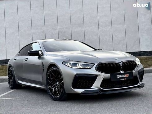 BMW M8 Gran Coupe 2020 - фото 12