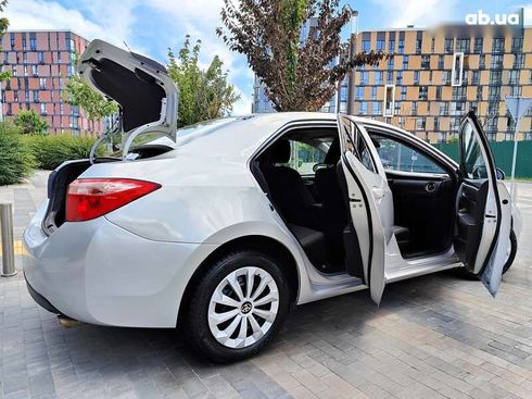 Toyota Corolla 2019 - фото 21