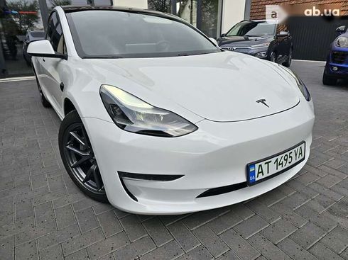 Tesla Model 3 2021 - фото 25