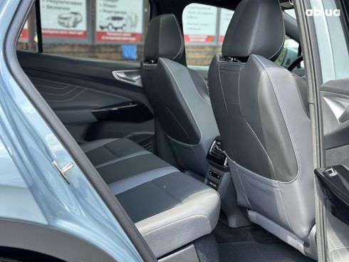 Volkswagen ID.4 2023 серый - фото 11