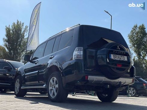 Mitsubishi Pajero 2014 - фото 21