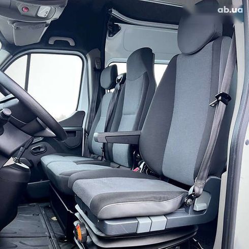 Renault Master 2019 - фото 19