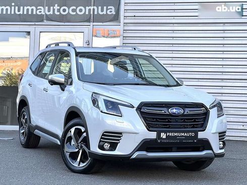 Subaru Forester 2024 - фото 2