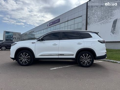 Chery Tiggo 8 Pro 2023 белый - фото 5