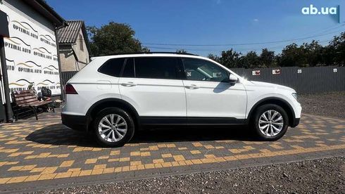 Volkswagen Tiguan 2019 - фото 8