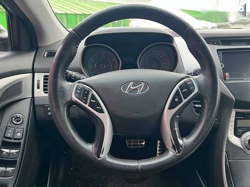 Hyundai Elantra 2011 - фото 15