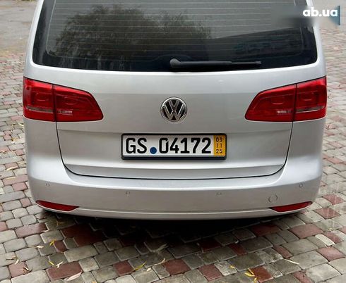 Volkswagen Touran 2013 - фото 9