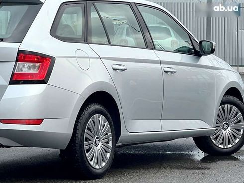 Skoda Fabia 2020 - фото 15