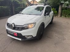 Авто бензин Рено Sandero б/у - купити на Автобазарі