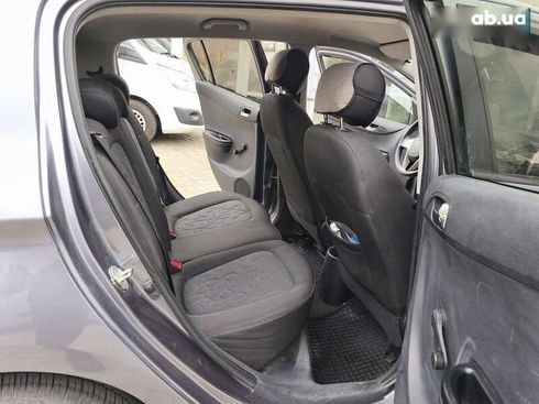 Hyundai i20 2012 - фото 14