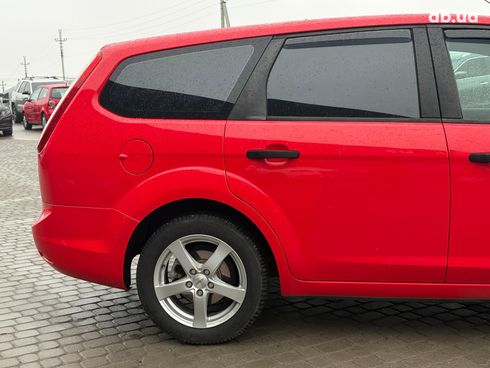 Ford Focus 2008 красный - фото 6