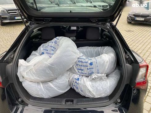 Toyota Prius 2022 - фото 29