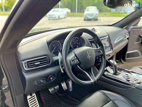 Maserati Levante 2022 - фото 23