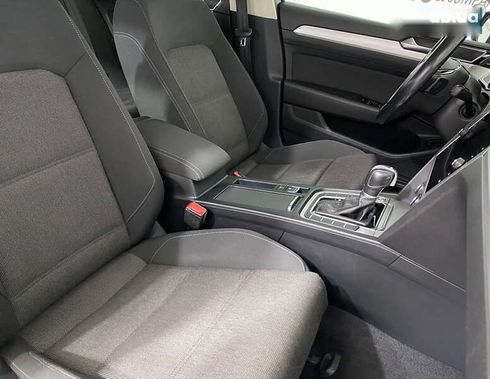 Volkswagen Passat 2018 - фото 10