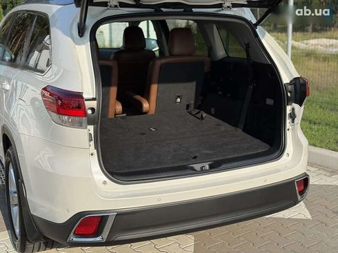 Toyota Highlander 2017 - фото 22