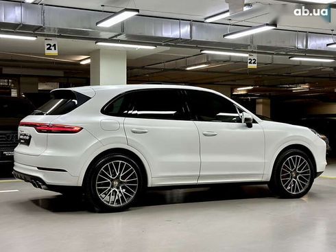 Porsche Cayenne 2019 - фото 13