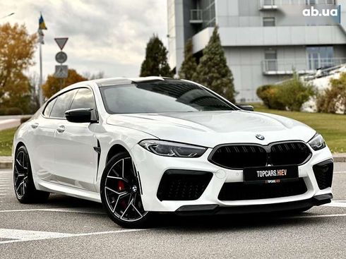 BMW M8 Gran Coupe 2021 - фото 24