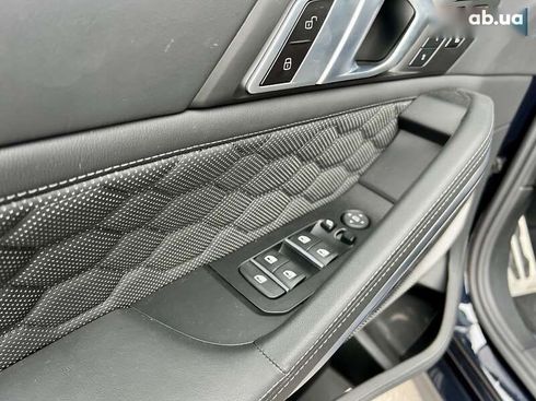 BMW X6 M 2022 - фото 25