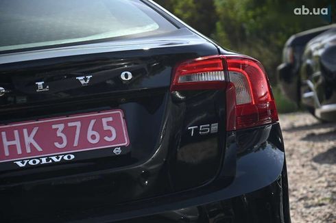 Volvo S60 2017 - фото 11
