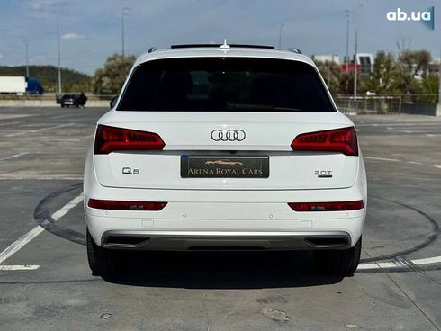 Audi Q5 2017 - фото 13