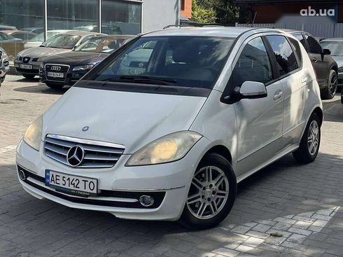 Mercedes-Benz A-Класс 2010 - фото 3