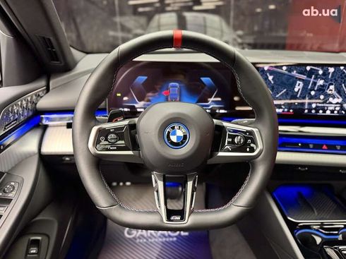 BMW i5 2023 - фото 29