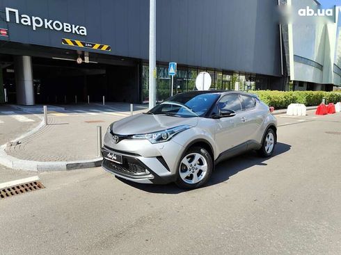 Toyota C-HR 2016 - фото 9