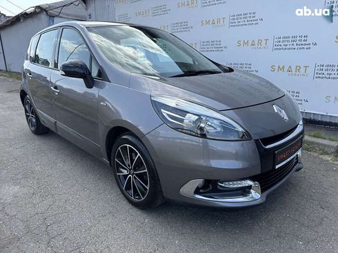 Renault Scenic 2012 - фото 9