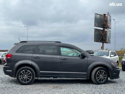 Dodge Journey 2018 серый - фото 22
