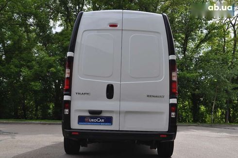 Renault Trafic 2021 - фото 10