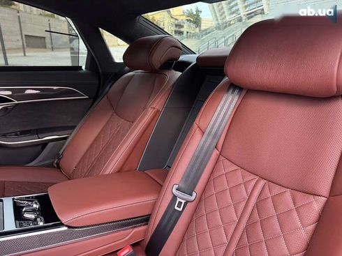 Audi S8 2024 - фото 28
