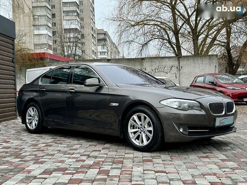 BMW 5 серия 2010 - фото 6