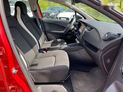 Renault Zoe 2020 - фото 22