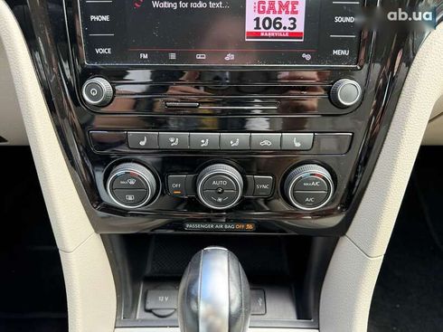 Volkswagen Passat 2019 - фото 18