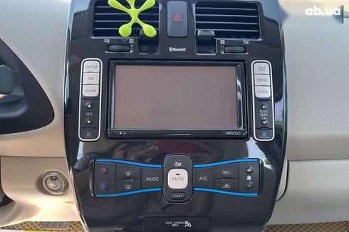 Nissan Leaf 2011 - фото 17