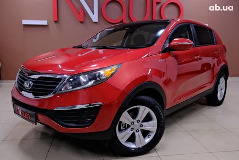 Kia Sportage 2012 красный - фото 2