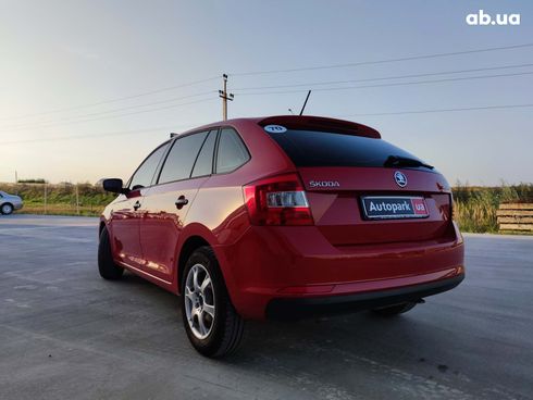 Skoda Rapid 2013 красный - фото 6