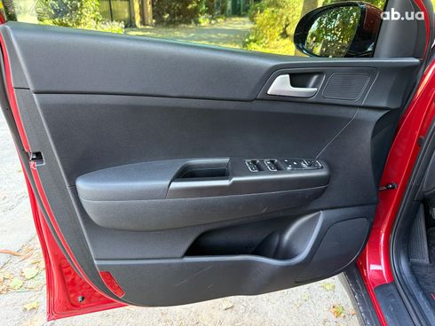 Kia Sportage 2019 красный - фото 11