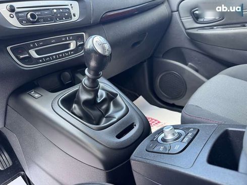 Renault Scenic 2013 - фото 12