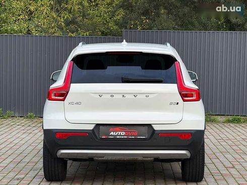 Volvo XC40 2024 - фото 5