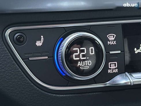 Audi Q5 2017 - фото 27