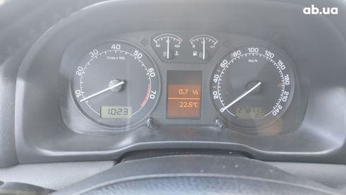 Skoda Octavia 2001 серый - фото 9