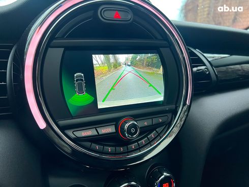 MINI Hatch 2019 бежевый - фото 57