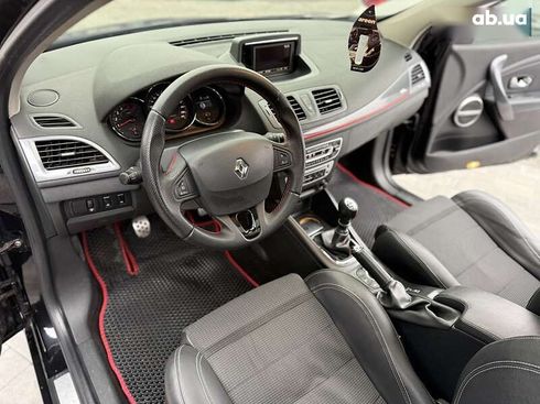 Renault Megane 2012 - фото 12
