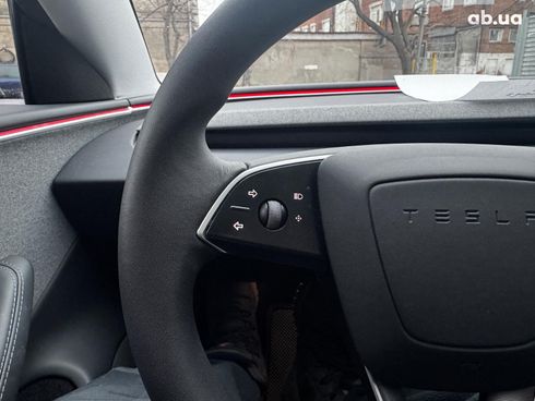 Tesla Model 3 2024 серый - фото 19