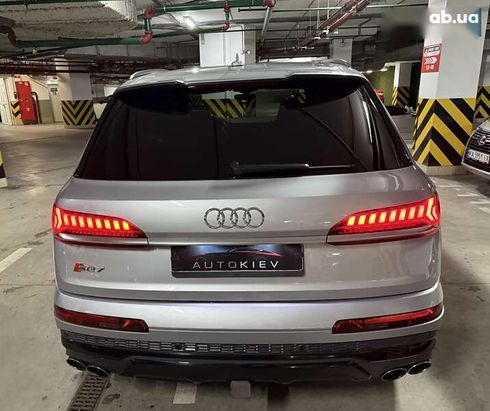 Audi SQ7 2020 - фото 10
