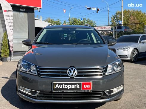 Volkswagen passat b7 2011 серый - фото 2