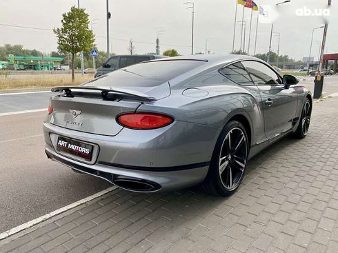 Bentley Continental GT 2019 - фото 11